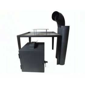  Celoten komplet kadilnice: kurišče, cevi, stojalo