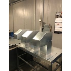 Strešni prehod za kanale klimatske naprave