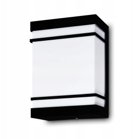   Slovenian name: Zunanja LED vrtna stenska svetilka TOKIO črna E27 15W IP44

SEO-optimized description: 
Zunanja stenska svetilka TOKIO je vrhunsko oblikovana in funkcionalna svetilka, primerna za vaš 