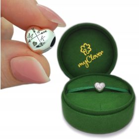   Slovenian Name: Srebrni obesek za posebno priložnost s graviranjem