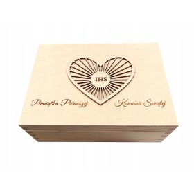   Darilna škatlica za prvo obhajilo s personaliziranim spominkom