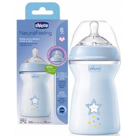   Chicco Steklenička Natural Feeling 330 ml modra za otroke od 6. meseca naprej