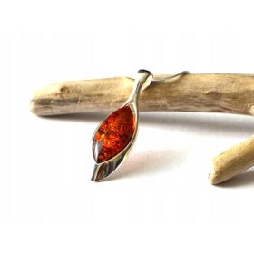    Obesek iz srebrnega jantarja, verižica iz srebrnega jantarja, certifikat