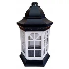   LANTERNA CHAPEL LANTER 28cm LED sveča z izjemno podobo in funkcionalnostjo, primerna za različne priložnosti. Ta čudovita sveča je opremljena z LED lučmi in ima višino 28 cm ter premer odprtine za vst