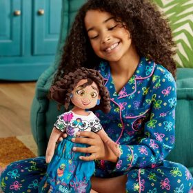 DISNEY maskota MIRABEL NAŠA DRUŽINSKA ENCANTO