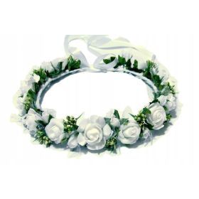 Komunijni venec iz pene