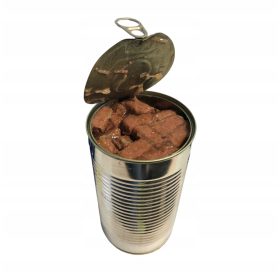   Slovenian Name: 8x konzerva MESO PERUTNINE IN GOVADINE MOKRA HRANA za pse 1250g

SEO-Optimized Description:
Polnovredna mokra hrana za odrasle pse z okusnim sosom, vsebuje velike koščke govejega in pe