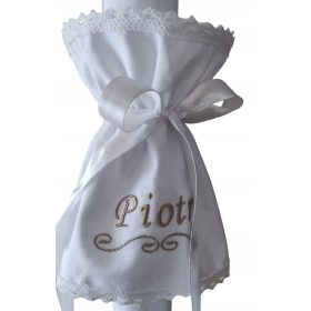 Okrasitev sveč z vezenjem, krstni spomin