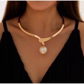  Preprosta ženska ogrlica iz nerjavečega jekla