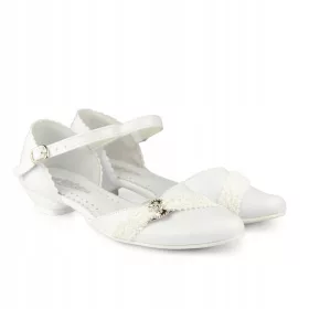   Eleganten par obhajilnih čevljev za deklice, model KBD-714, velikost 39