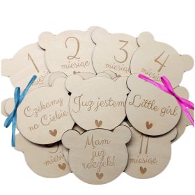   MISELNE otroške fotografije z mesečnimi tablicami za zajemanje spominov na prvo leto otrokovega življenja. Komplet vključuje 15 lesenih tablic v obliki medvedje glave, vključno z 11 tablicami z meseci