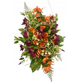 Pomladni nagrobnik, cvetlični aranžma za pokopališče