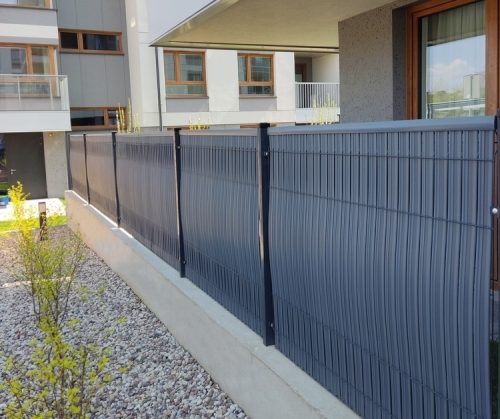 iroke vertikalne ograjne letve za panela 153x250 RD03