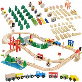 Drevesno mesto z magnetno železnico