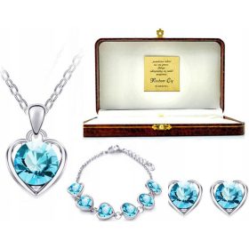 Srebrni komplet nakita s srcem