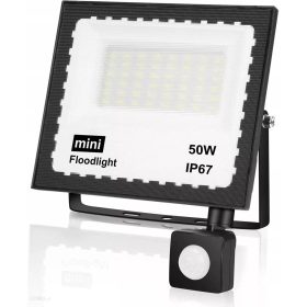   Optimized name: Močna LED svetilka s senzorjem gibanja 50W IP66

Optimized description: 
Halogenska svetilka LED s senzorjem gibanja in zmierzhu je odlična izbira za osvetlitev vsakega prostora. Sveti