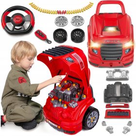 Avto mehaniki razstavijo otroški avtomobilski motor