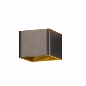   rna vrtna svetilka z LED virom 5 W in IP65 za zunanjo uporabo