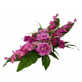 KOMPOZICIJA CVETLIČNIH ARANŽMAJEV ZA GROB