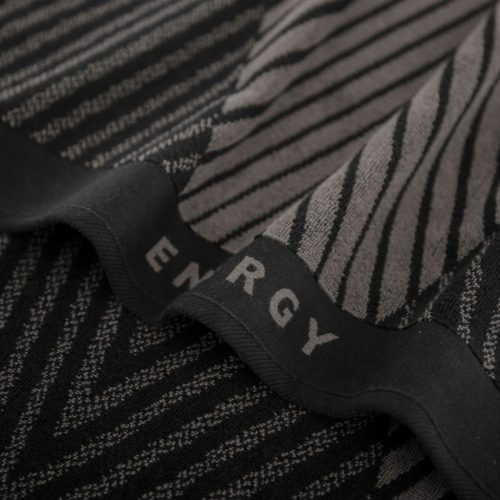 Fitnes brisača za vadbo, bench trening, 50x90 ZWOLTEX energijsko črna