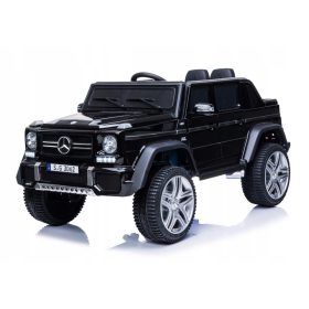  Mercedes avto Bela, Črna