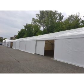 Najemni šotor dimenzij 15 x 20 x 2,5 m