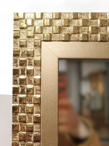 Eleganten zidni okvir iz lesa z ogledalom 100x50 cm