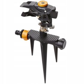  Kovinski impulzni škropilnik Fiskars 1023658