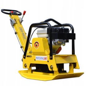   Kompaktor Dro-Masz 155 kg motor Honda - Najnovejša zemeljska stiskalnica Dro-Masz, model DRB30, 155 kg, z originalnim motorjem HONDA GX160, opremljena s senzorjem nivoja olja. Nova, vrhunska stiskalni