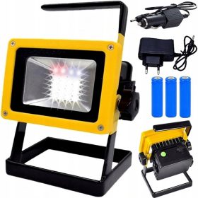   Halogenska prenosna svetilka z močjo 30 W in svetilnostjo 2400 lm