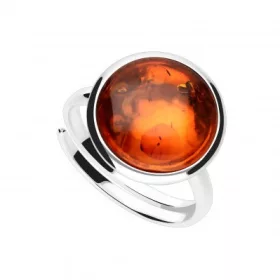 Plemeniti jantarni prstan