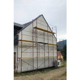 Fasadni odri za gradbeno delo s površino 250m2