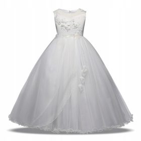   udovita oblačila AMANDA za posebne priložnosti velikosti 140/146