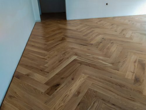 PARKETNA DESKA HRAST RUSTIKALNA KLASE 3 7 cm širine
