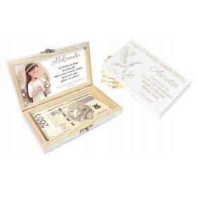 Lesena skrinjica za prvo obhajilo s gravuro