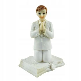 Tortna figurica Fantek na obhajilu