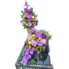   Nagrobni komplet v pastelnih vijoličnih odtenkih - Košara in šopek za svečnike