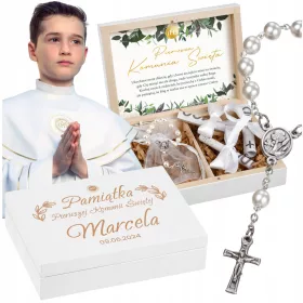    OBHAJILO ZA FANTKA SPOMINEK ZA OBHAJILO VGRAVIRAN ROŽNI VENEC