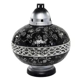 Sveča z vitražem Iluminira več kot 70 ur