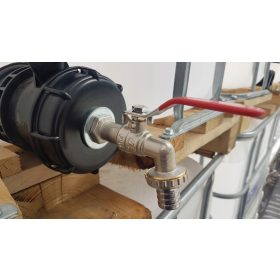   DK Pipa 3/4 rezervoar 1000L IBC Mauser Schutz Izliv Komočni Zamašek