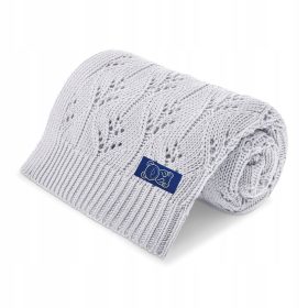 KOC BAMBUSA IN BOMBAŽA ZA DOJENČKE