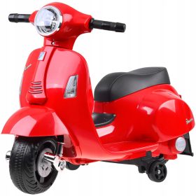 Vespa električni skuter PA0238