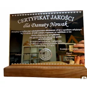  Stojalo za diplome in certifikate personalizirano za rojstni dan
