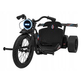 Drift kolo 21 Črno vozilo