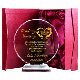   Darilo za posebne priložnosti - Kristalna statueta z gravirano dedikacijo