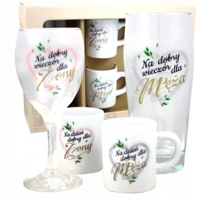   Poročno darilo za obletnico poroke - Eleganten darilni set za moža in ženo! Ta prefinjeni komplet vključuje kozarec za vino, kozarec za pivo, mini kozarca za dober dan ter dober večer, vsi okrašeni s 