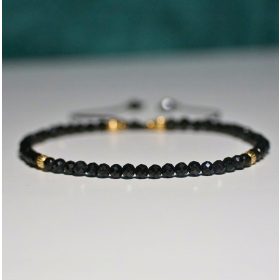   Zapestnica s turmalinom, črna 3mm - talisman za zaščito pred negativnimi vplivi in povečanje samozavesti in notranje moči. Unikatna črna turmalin zapestnica, ki izžareva eleganco in stil. Vsaka zapest