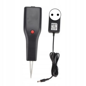 Električni stroj za odstranjevanje perja piščancev