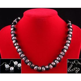 Biseri iz fasetiranih kristalov