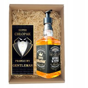   DARILNI SET ZA FANTKA Z MILNO KOPELJO IN ČOKOLADO ROJSTNI DAN